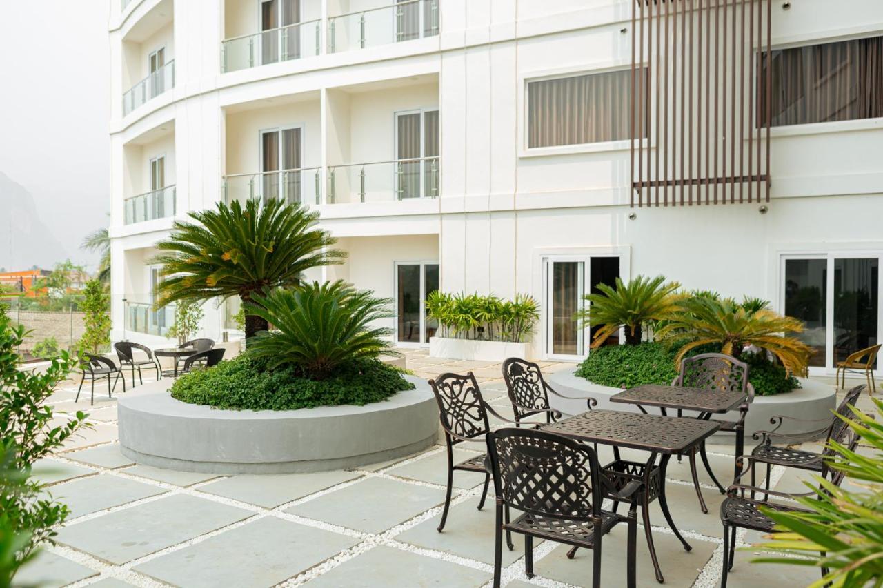S Vangvieng Boutique Hotel Vang Vieng Εξωτερικό φωτογραφία