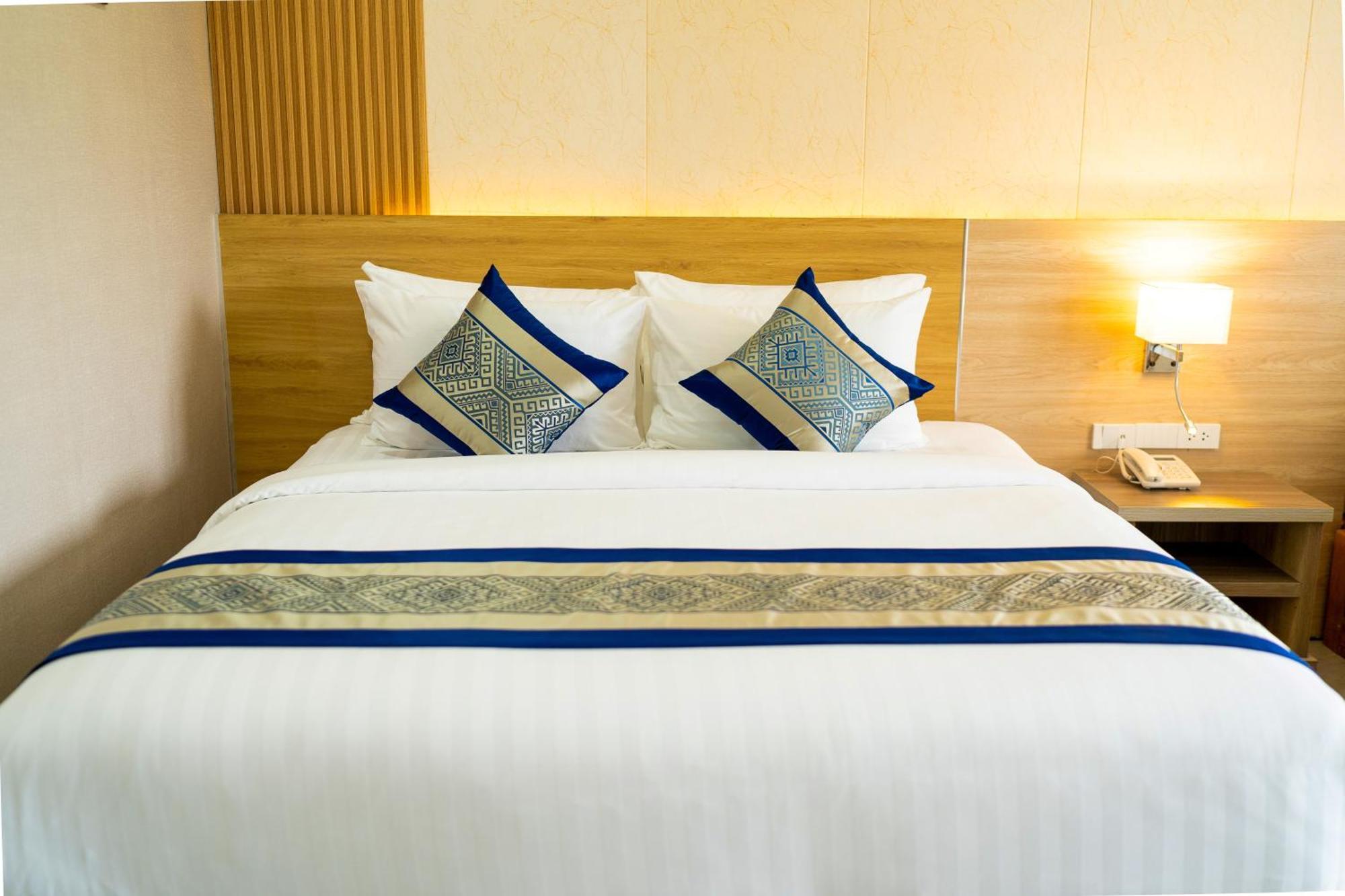S Vangvieng Boutique Hotel Vang Vieng Εξωτερικό φωτογραφία